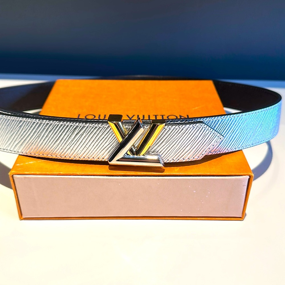 LIKE NEW silver and gold Louis Vuitton belt!